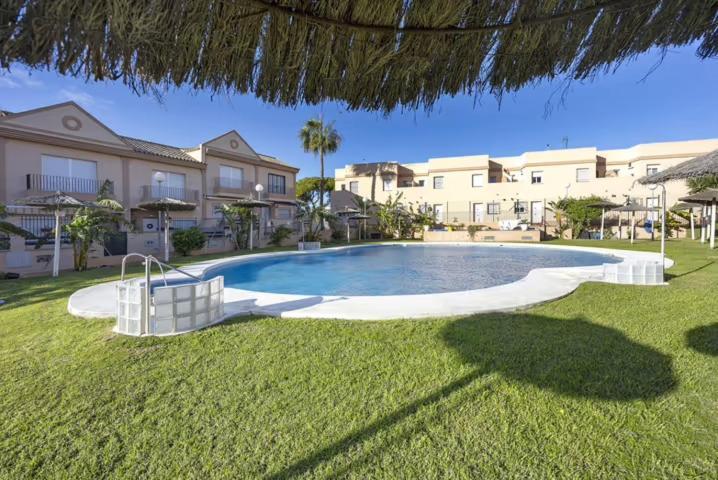 Apartamento La Barrosa Chiclana de la Frontera Exterior foto